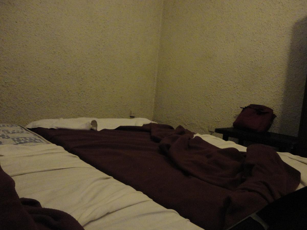 Sai Holiday Inn 贾夫纳 外观 照片